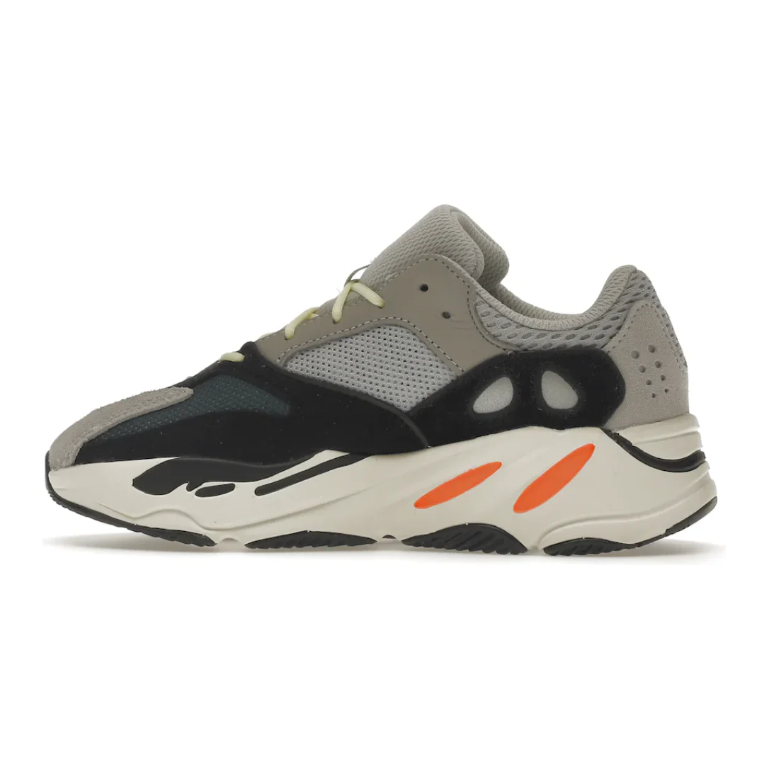 Yeezy Boost 700 Wave Runner (Kids) - Image 2